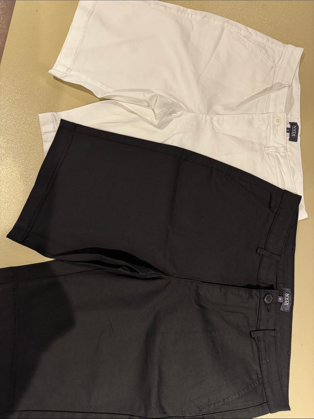 Lot of NYDJ Women's Straight-Leg shorts in Black and White